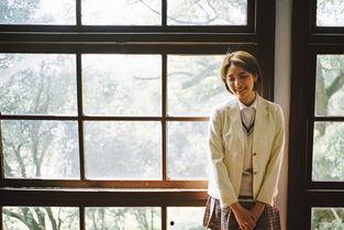 群众吃瓜人像摄影,群众吃瓜人像摄影瞬间