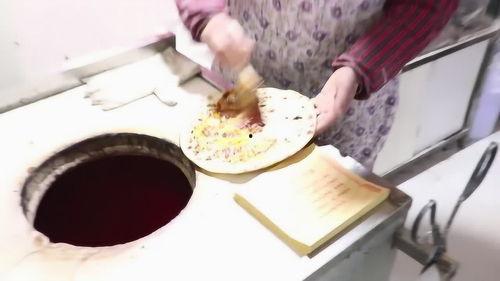 吃瓜吃饼群众 著